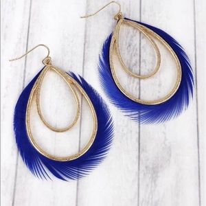 New feather earrings